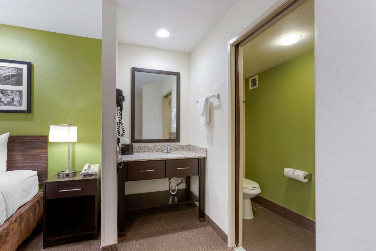 Sleep Inn Ontario Εξωτερικό φωτογραφία
