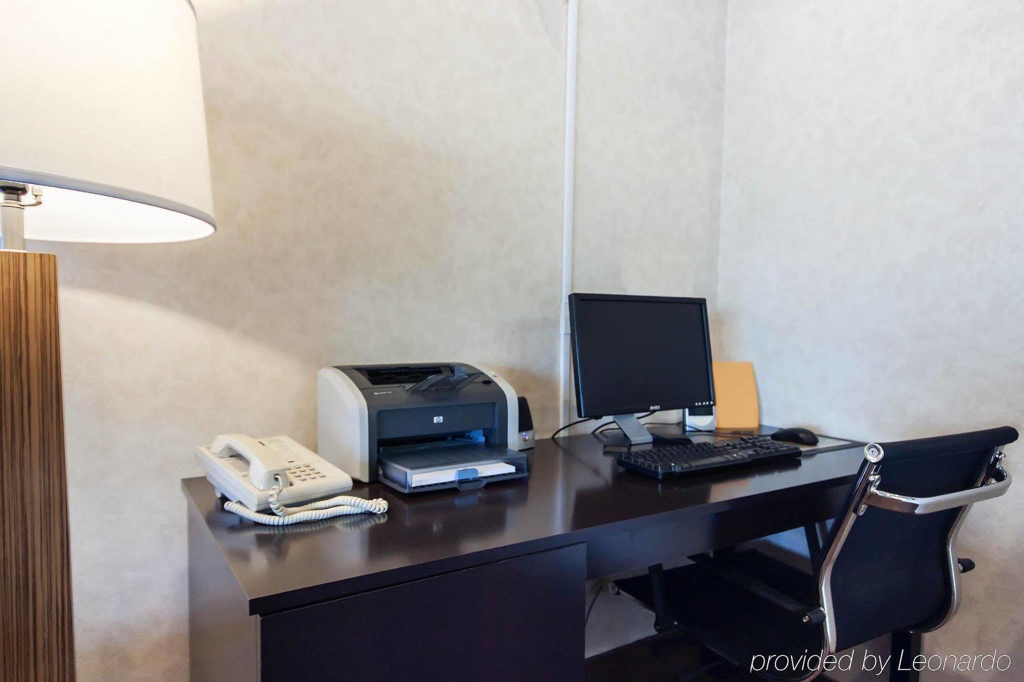 Sleep Inn Ontario Εξωτερικό φωτογραφία